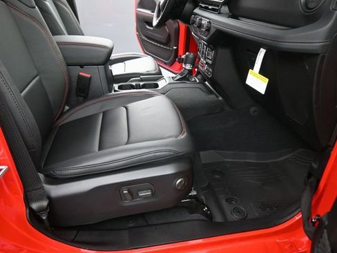 New 2026 Jeep Wrangler Unlimited Rubicon image 22