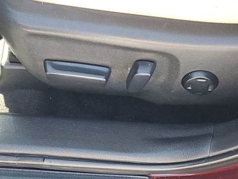 Used 2015 Toyota Avalon XLE image 29