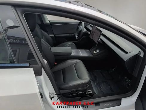 Used 2025 Tesla Model 3 RWD image 23