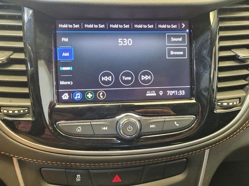 Used 2022 Chevrolet Trax LT w/ Driver Confidence Package AWD/4WD image 25