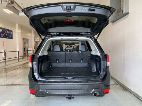 Used 2022 Subaru Forester Limited AWD/4WD image 7