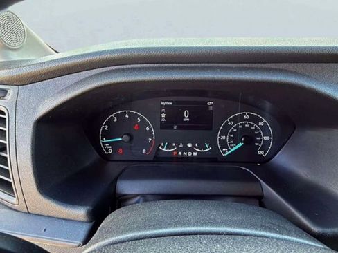 Used 2023 Ford Transit 250 Medium Roof AWD image 12