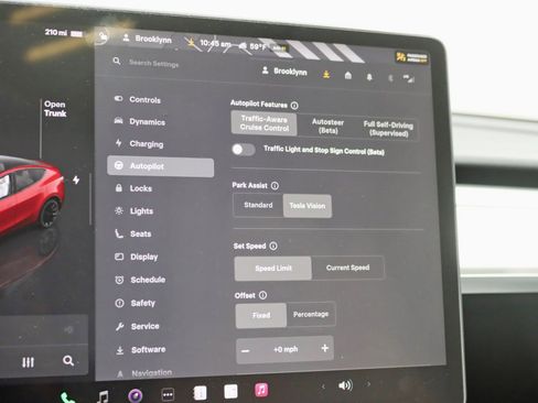 Used 2023 Tesla Model Y Long Range image 23