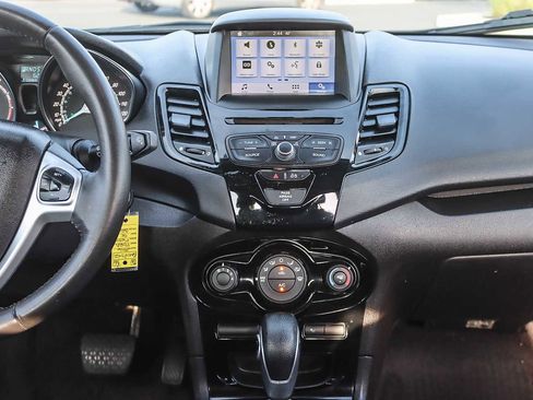 Used 2016 Ford Fiesta SE w/ Equipment Group 201A image 12