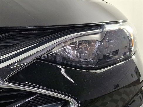 Used 2023 Chevrolet Malibu LT image 12