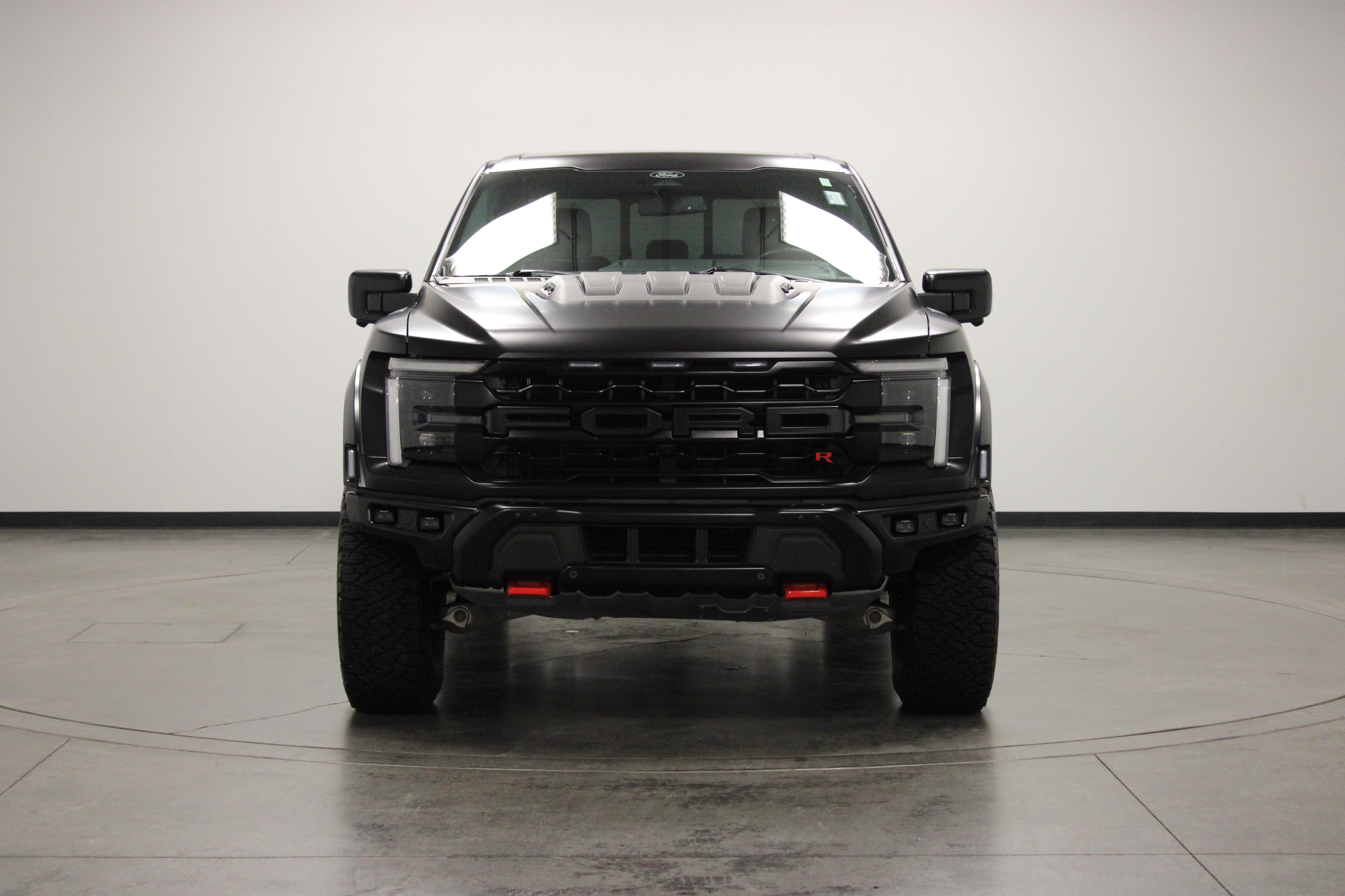 Used 2025 Ford F150 Raptor w/ Equipment Group 803A Raptor R AWD/4WD image 3