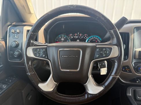 Used 2019 GMC Sierra 2500 Denali w/ Duramax Plus Package AWD/4WD image 13