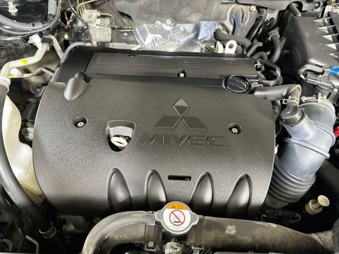 Used 2019 Mitsubishi Outlander Sport SE AWD/4WD image 33