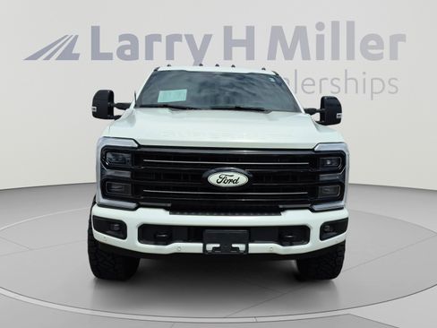 Used 2026 Ford F250 Platinum AWD/4WD image 8