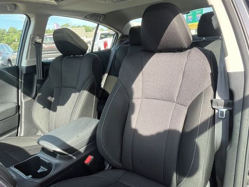 Used 2024 Subaru Legacy Premium image 16