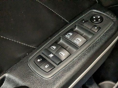 Used 2020 Dodge Charger R/T w/ Plus Group RWD image 20