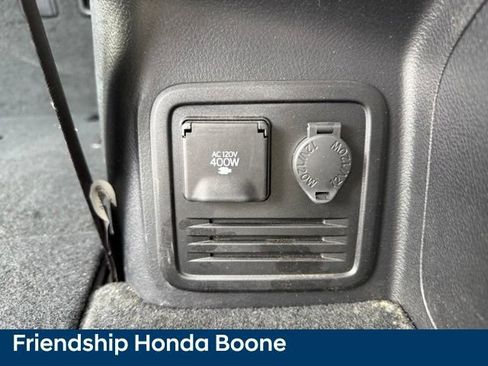 Used 2021 Toyota 4Runner SR5 AWD/4WD image 33