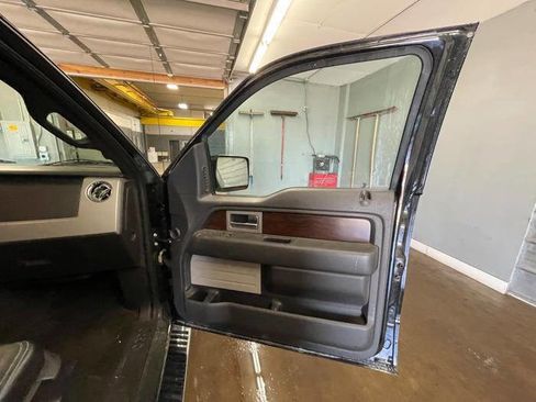 Used 2012 Ford F150 Lariat w/ Lariat Plus Pkg image 30