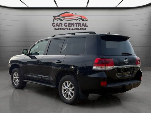 Used 2016 Toyota Land Cruiser w/ Four Season Floor Mat Package image 3