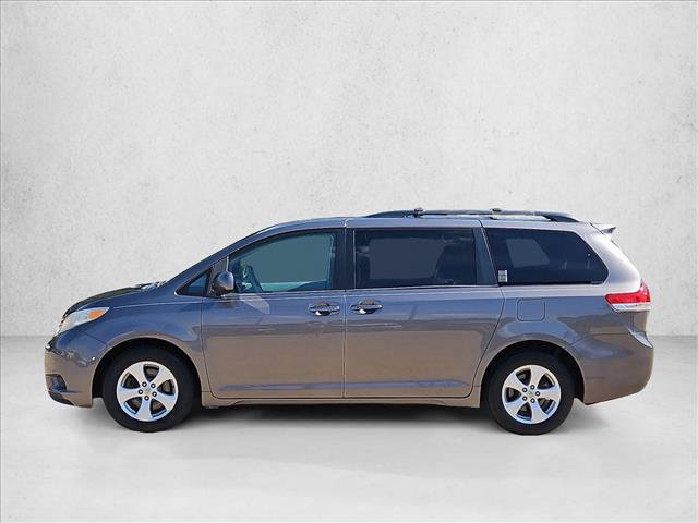 Used 2014 Toyota Sienna LE FWD image 9