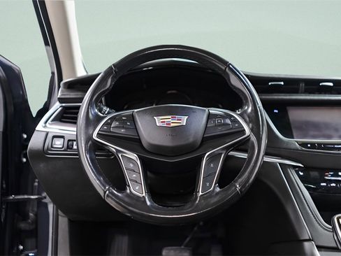 Used 2019 Cadillac XT5 Luxury image 10