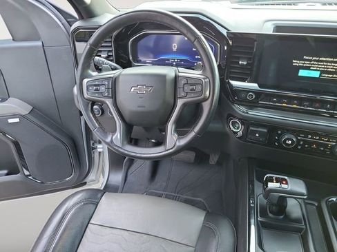 Used 2022 Chevrolet Silverado 1500 ZR2 image 12