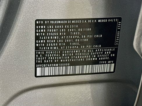 Used 2022 Volkswagen Tiguan SE AWD/4WD image 31