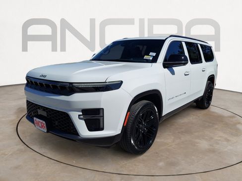 New 2026 Jeep Grand Wagoneer L Limited AWD/4WD image 6