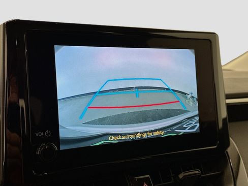 Used 2025 Toyota Corolla LE image 23