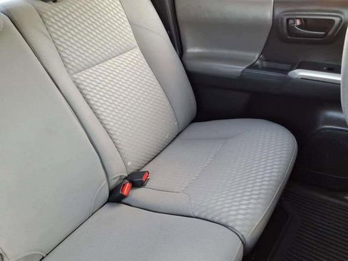 Used 2023 Toyota Tacoma SR5 RWD image 17