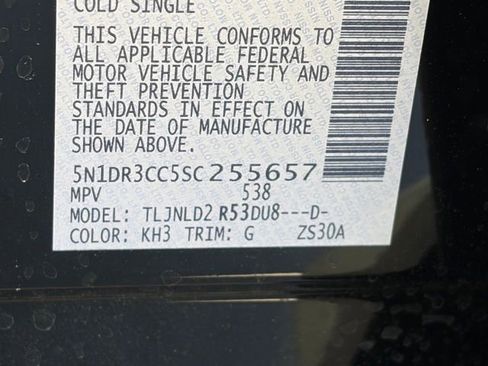 Used 2025 Nissan Pathfinder SL image 36