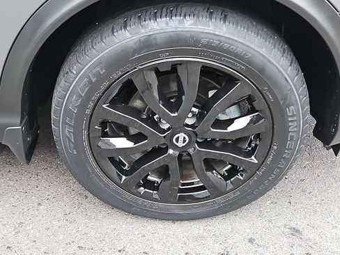 Certified 2021 Nissan Rogue Sport SV image 6