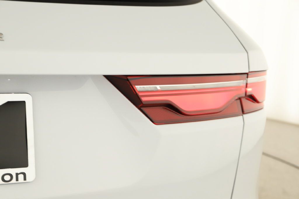 Used 2021 Jaguar F-PACE S AWD/4WD image 30