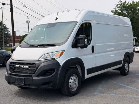 Used 2023 RAM ProMaster 2500 FWD image 3