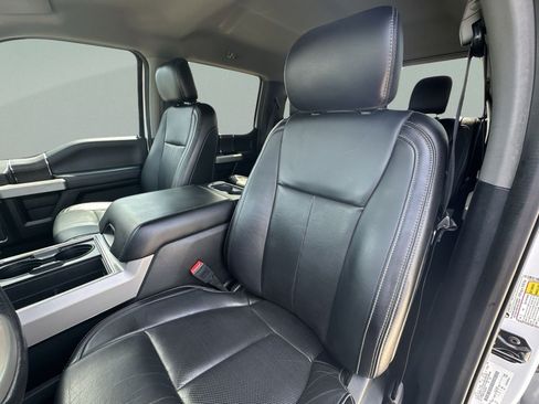Used 2020 Ford F250 Lariat w/ Chrome Package AWD/4WD image 22