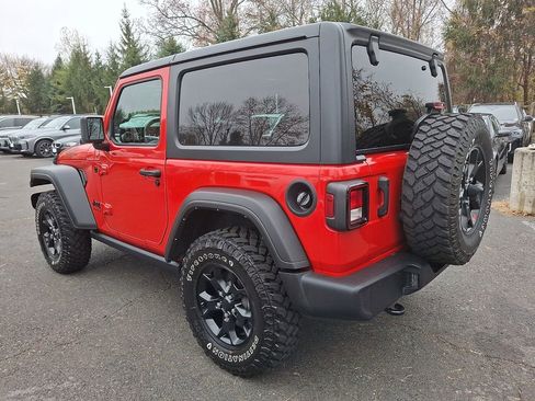Used 2021 Jeep Wrangler Willys image 7