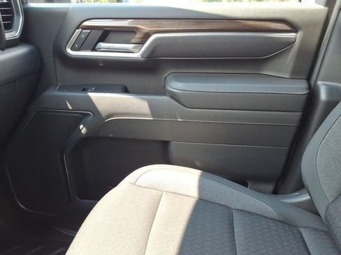 Used 2025 Chevrolet Silverado 3500 LT w/ Convenience Package AWD/4WD image 26