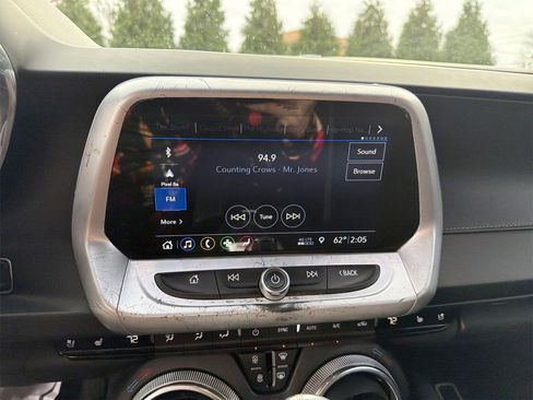 Used 2019 Chevrolet Camaro SS image 13