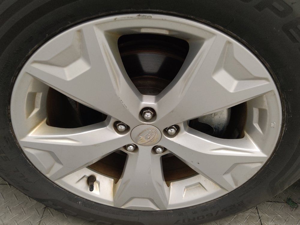 Used 2015 Subaru Forester 2.5i w/ Alloy Wheel Package AWD/4WD image 31
