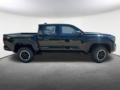 New 2026 Toyota Tacoma TRD Off-Road w/ TRD Off Road Upgrade Package AWD/4WD image 10