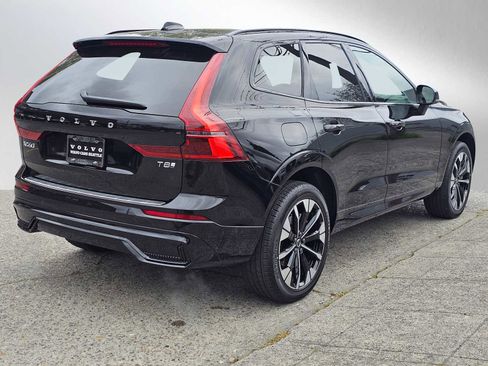 New 2026 Volvo XC60 T8 Plus w/ Climate Package AWD/4WD image 3