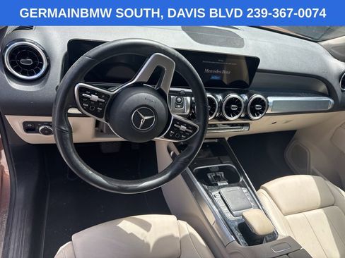 Used 2023 Mercedes-Benz GLB 250 image 38