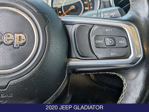 Used 2020 Jeep Gladiator Overland AWD/4WD image 19