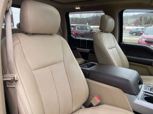 Used 2019 Ford F150 Lariat w/ Equipment Group 502A Luxury image 12