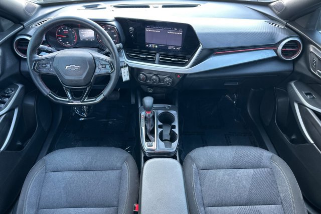 Used 2024 Chevrolet Trax RS w/ Driver Confidence Package FWD image 15