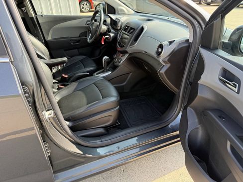 Used 2013 Chevrolet Sonic LTZ FWD image 11