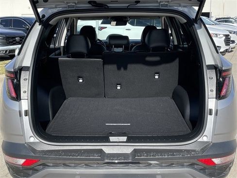 Used 2023 Hyundai Tucson Limited image 28