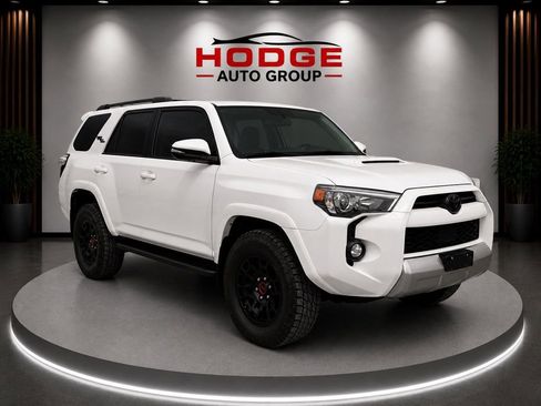 Used 2024 Toyota 4Runner TRD Off-Road Premium w/ Off Road Premium Plus Package AWD/4WD image 3