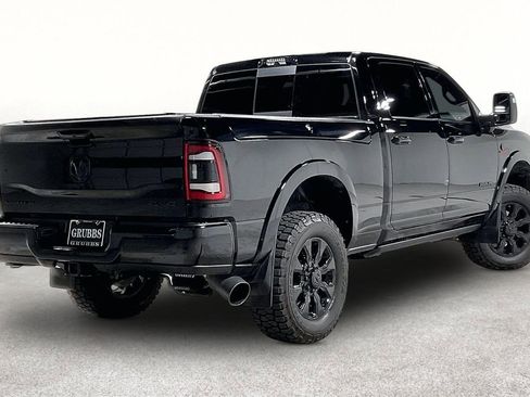Used 2024 RAM 2500 Limited AWD/4WD image 2