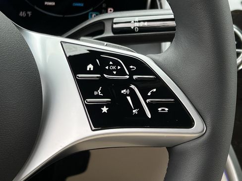Certified 2026 Mercedes-Benz GLC 300 4MATIC image 29