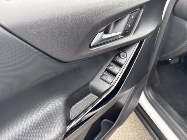 Certified 2025 Chevrolet Equinox LT AWD/4WD image 12