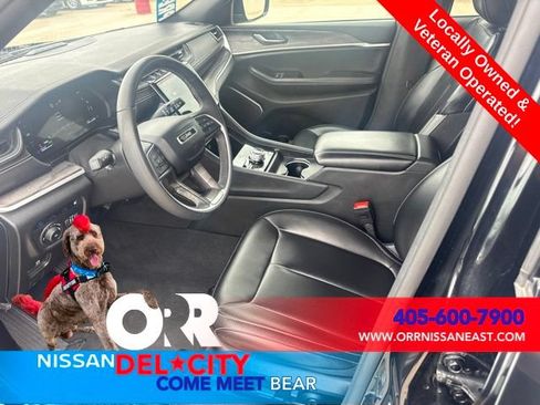 Used 2024 Jeep Grand Cherokee Limited 4xe AWD/4WD image 11