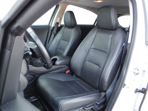 Used 2019 Honda HR-V EX-L image 14