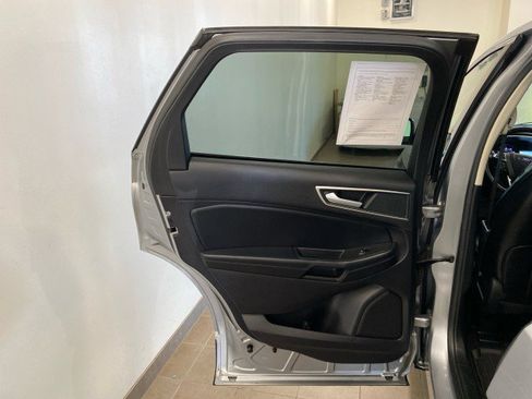 Used 2021 Ford Edge SEL image 10