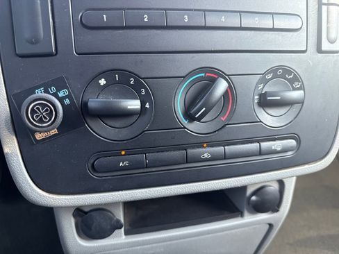 Used 2006 Ford Freestar image 21